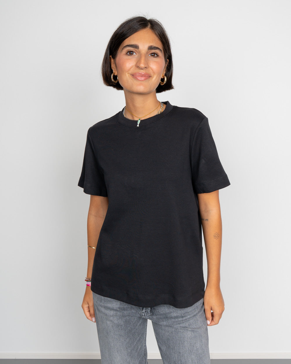 T-SHIRT NAIMA NERO