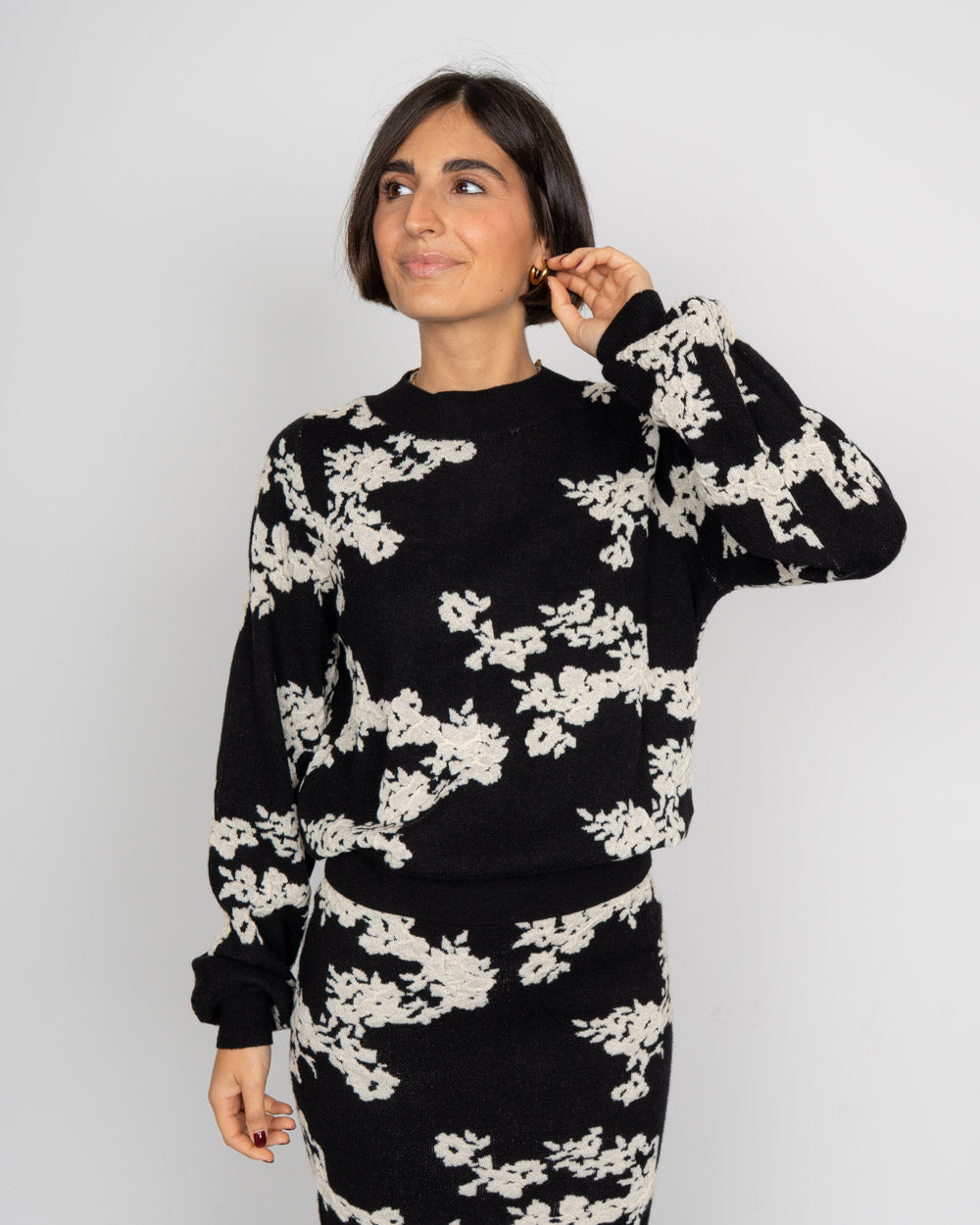 MAGLIONE NANCY NERO/PANNA