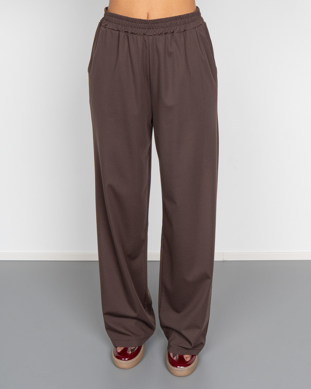 PANTALONE EVA MARRONE