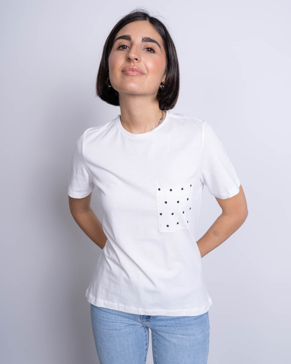 T-SHIRT KAIA BIANCO/NERO