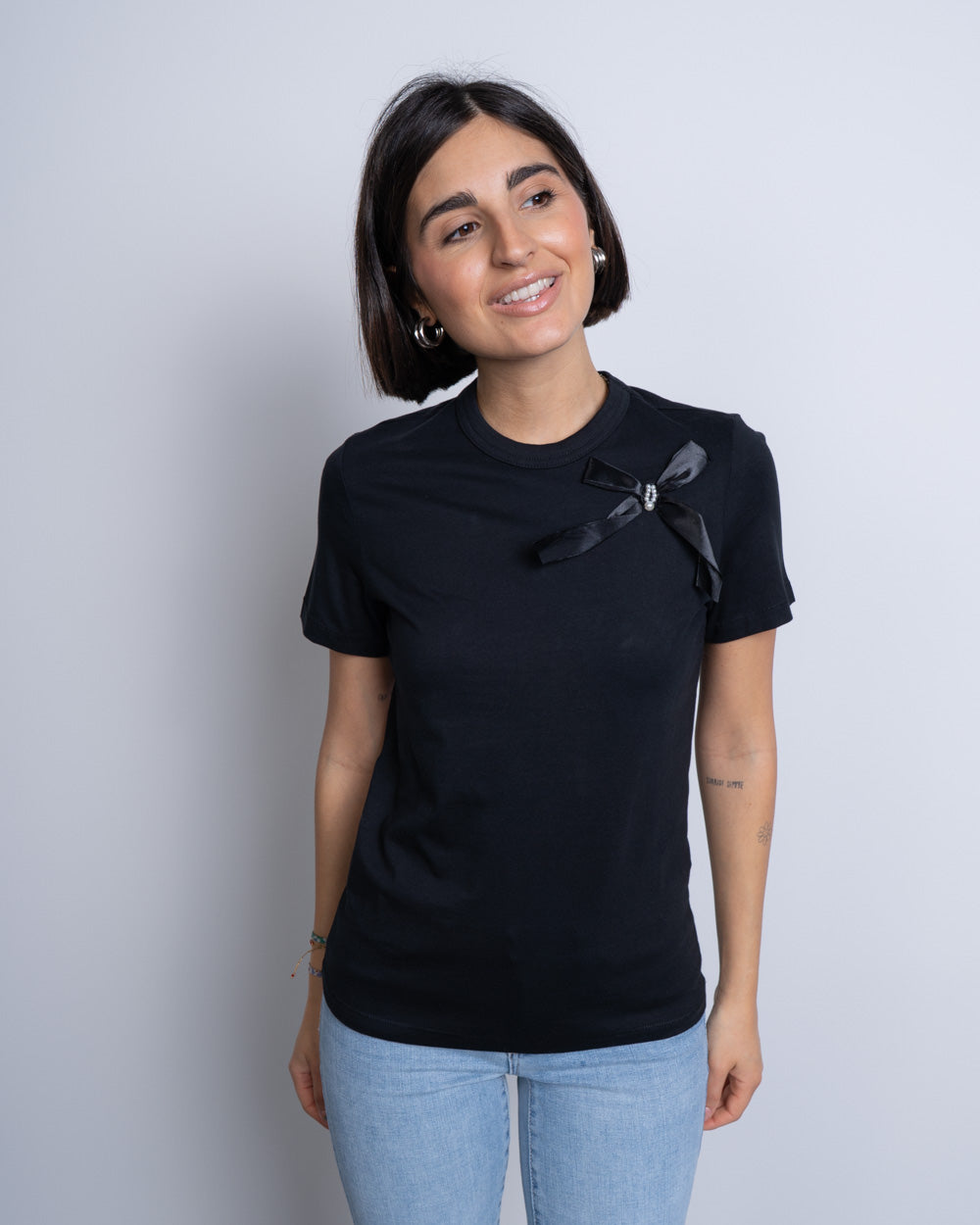 T-SHIRT IKA NERO