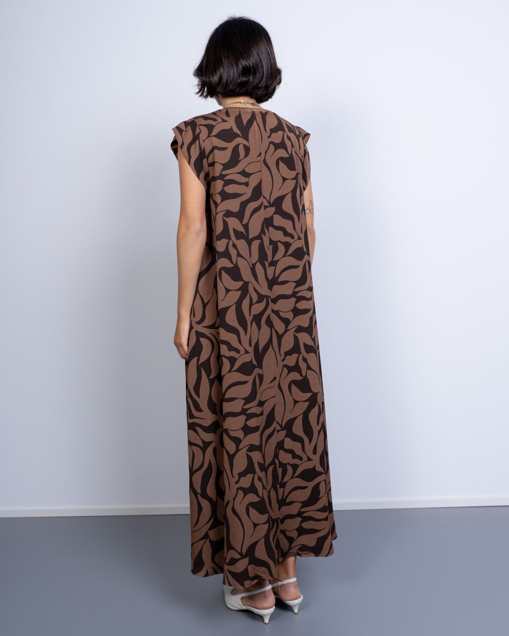 VESTITO ELLEN MANDORLA