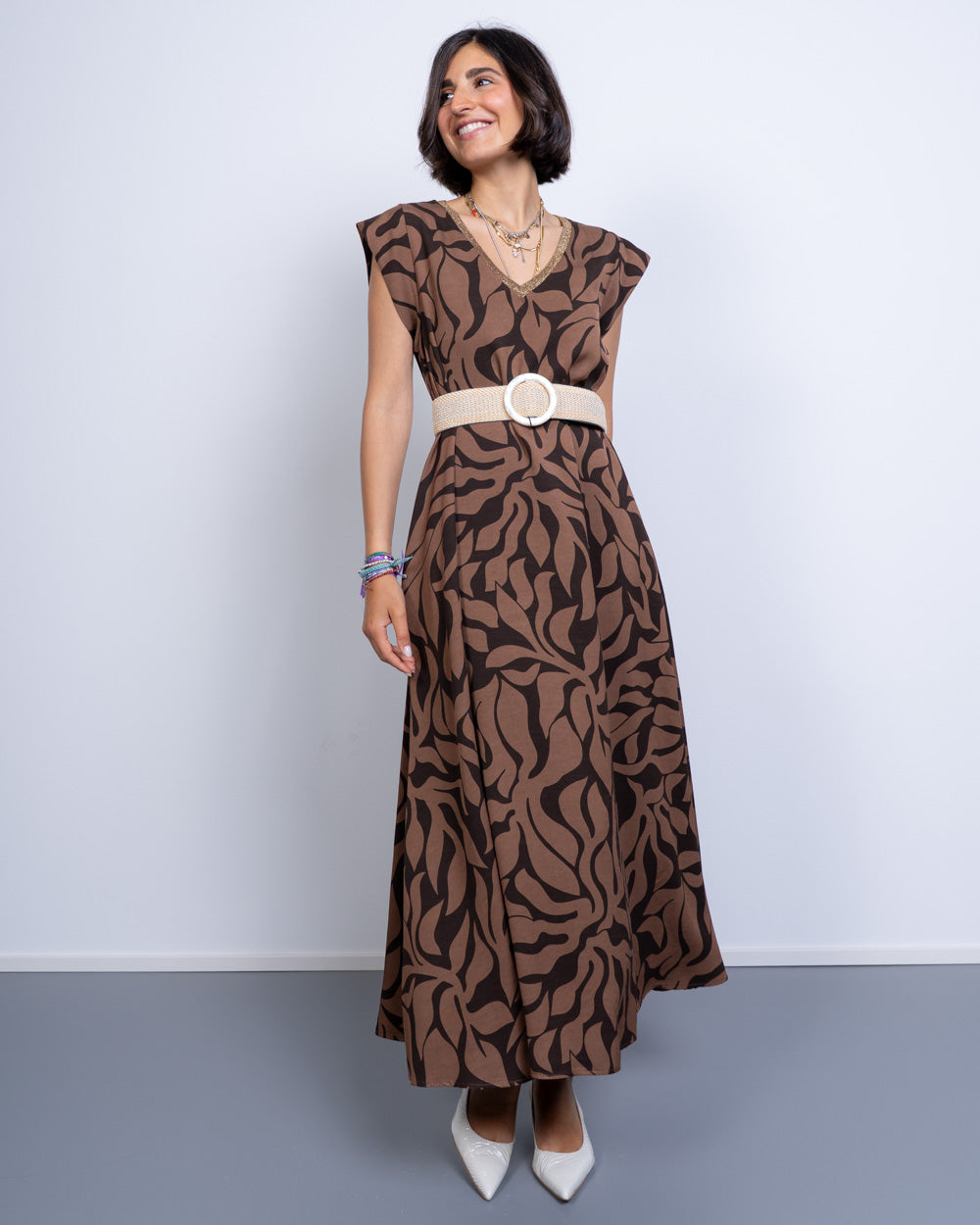 VESTITO ELLEN MANDORLA