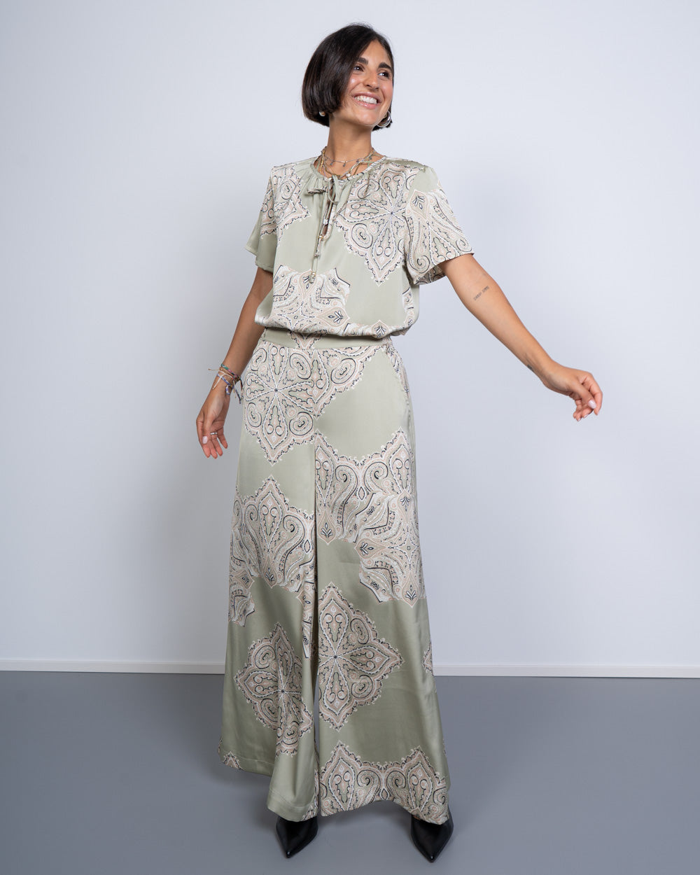 PANTALONE JANNIKE OLIVA