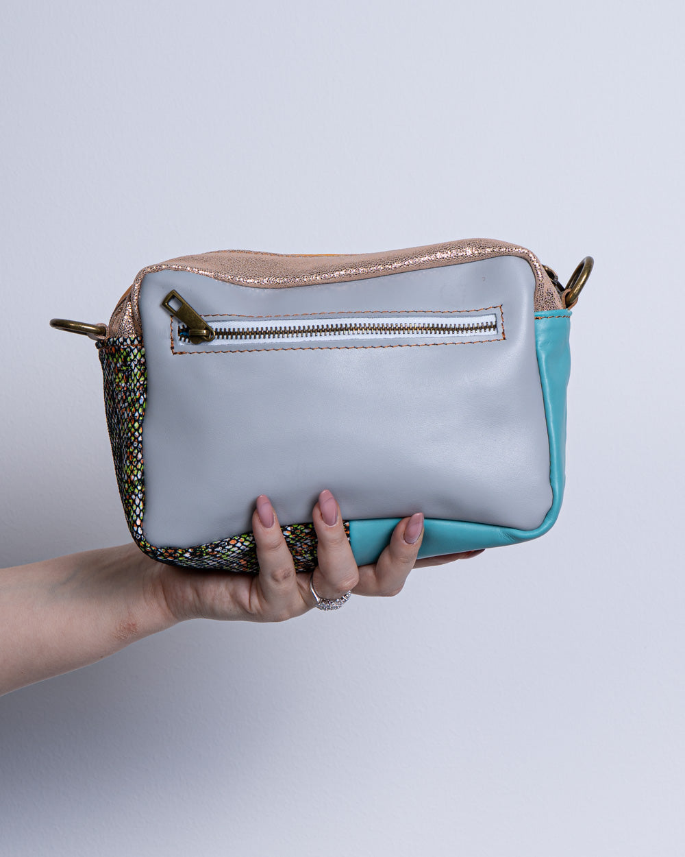 BORSA PEONIA MULTI 131