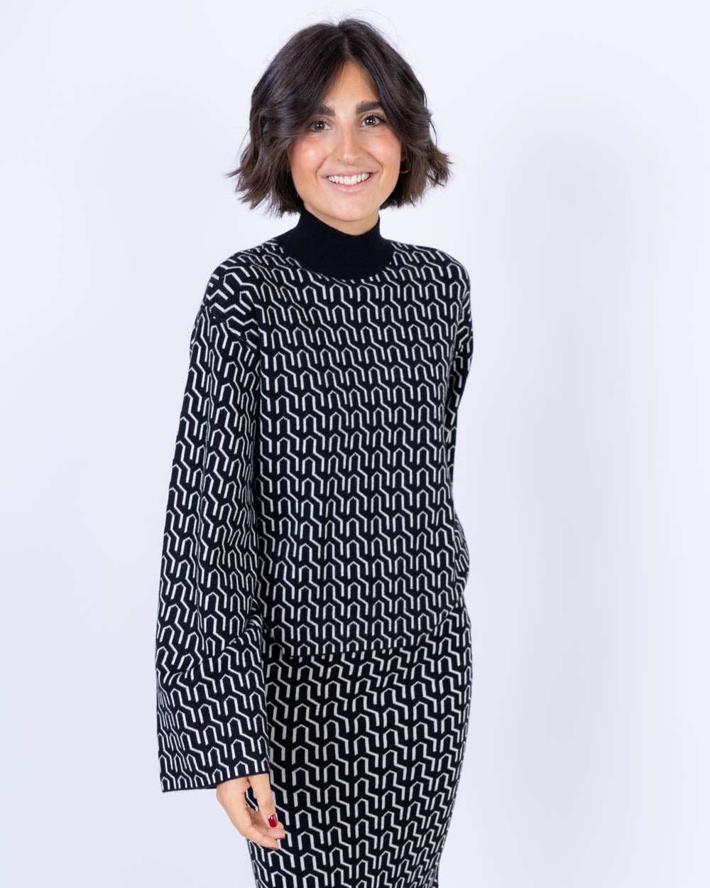 MAGLIONE GOLDNEEDLE NERO/PANNA